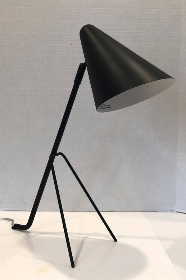 Black Cone Desk Lamp