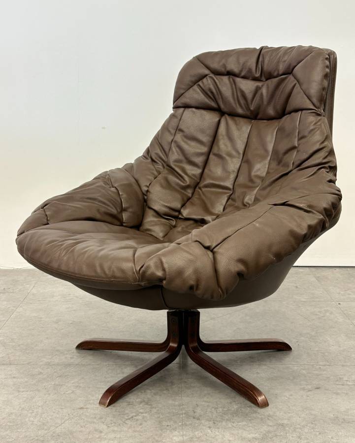 Bramin Silhouette Chair