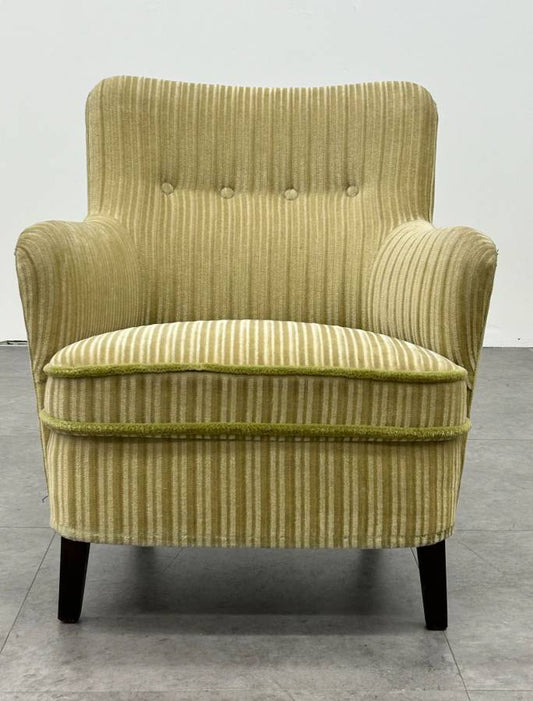 Lowback Swedish Lounge Chair