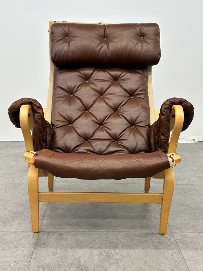 Dux Pernilla Lounge Chair