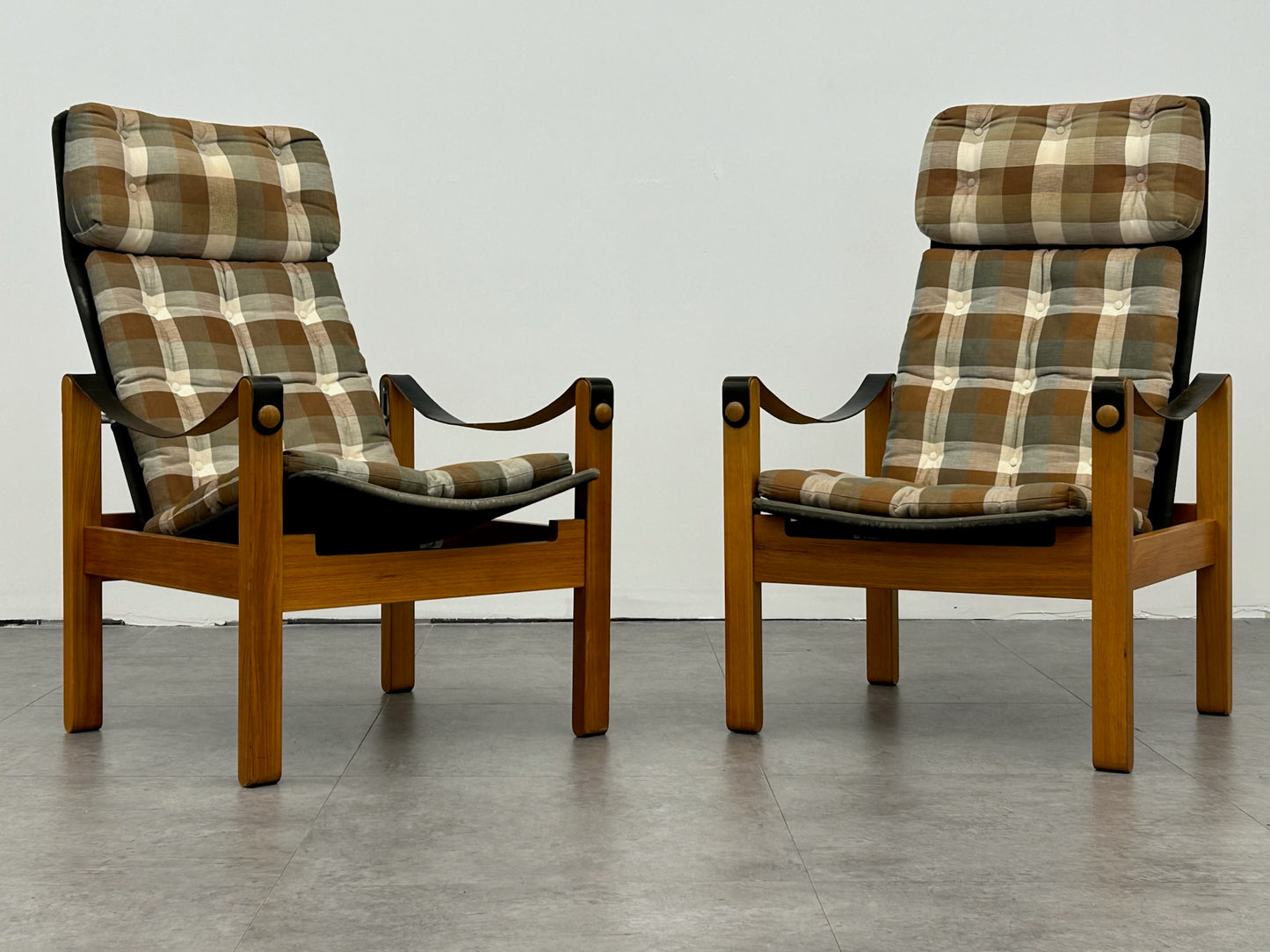 Hans Ehrlin Armchair