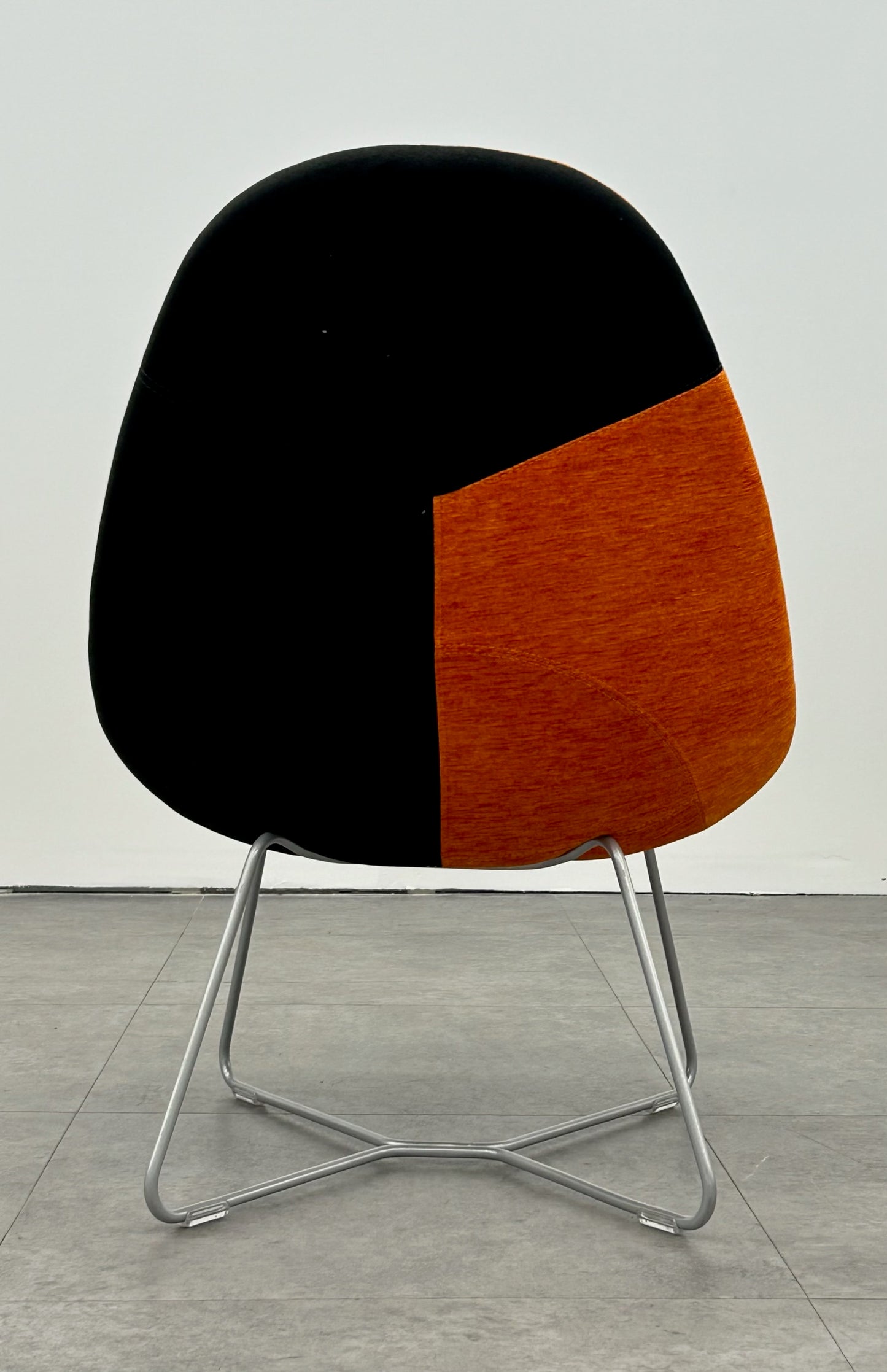 Juxta Lounge Chair by Keilhauer