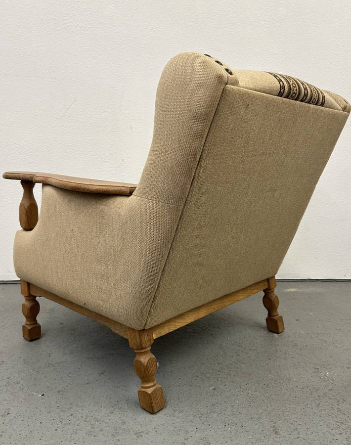 Henning Kjaernulf Lounge Chair