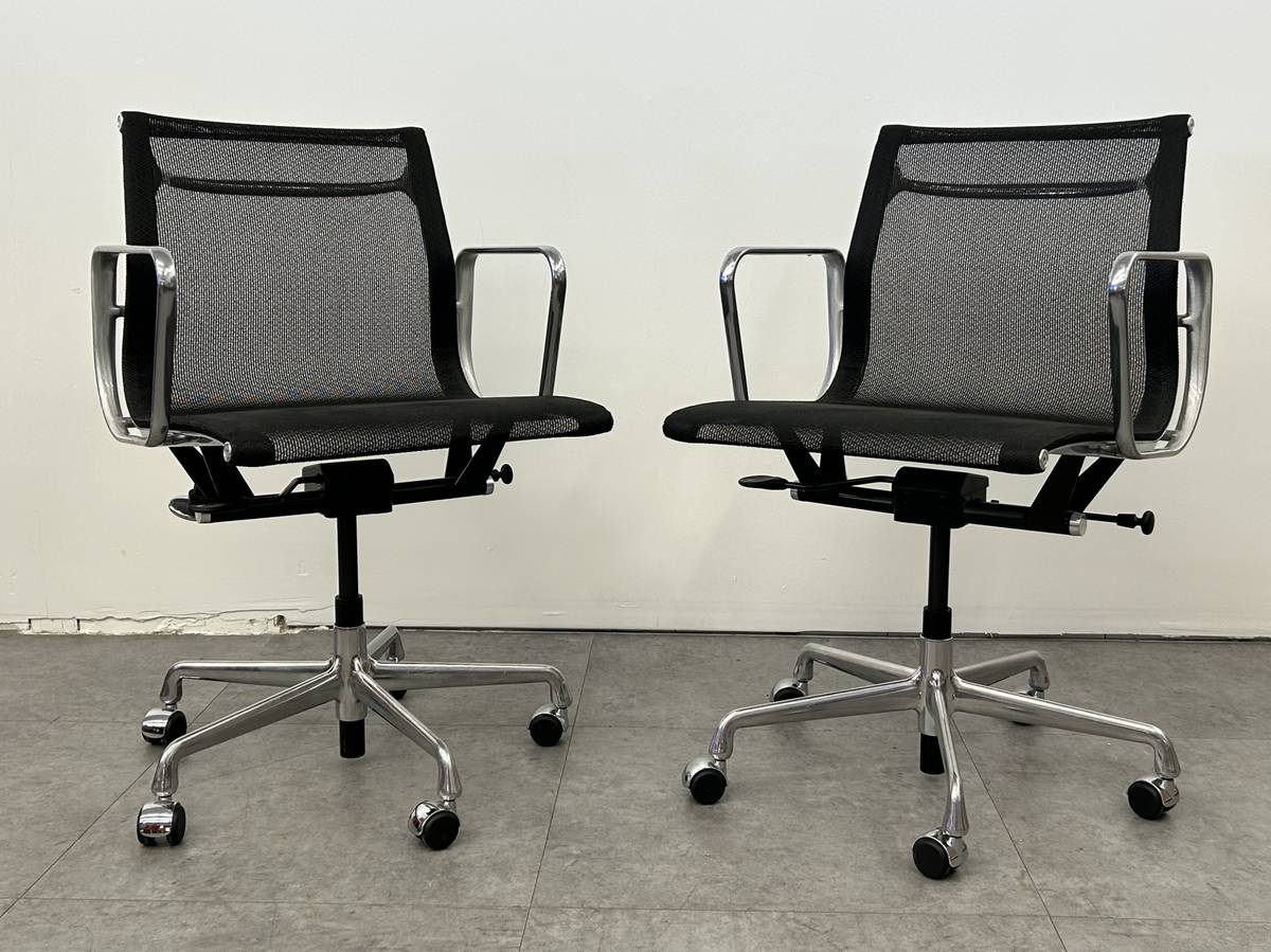 デスクチェア LOOPWHEELER EAMES ALUMINUM GROUP CHAIR Eames Aluminum Group Management Chair – Seattle Furniture Company