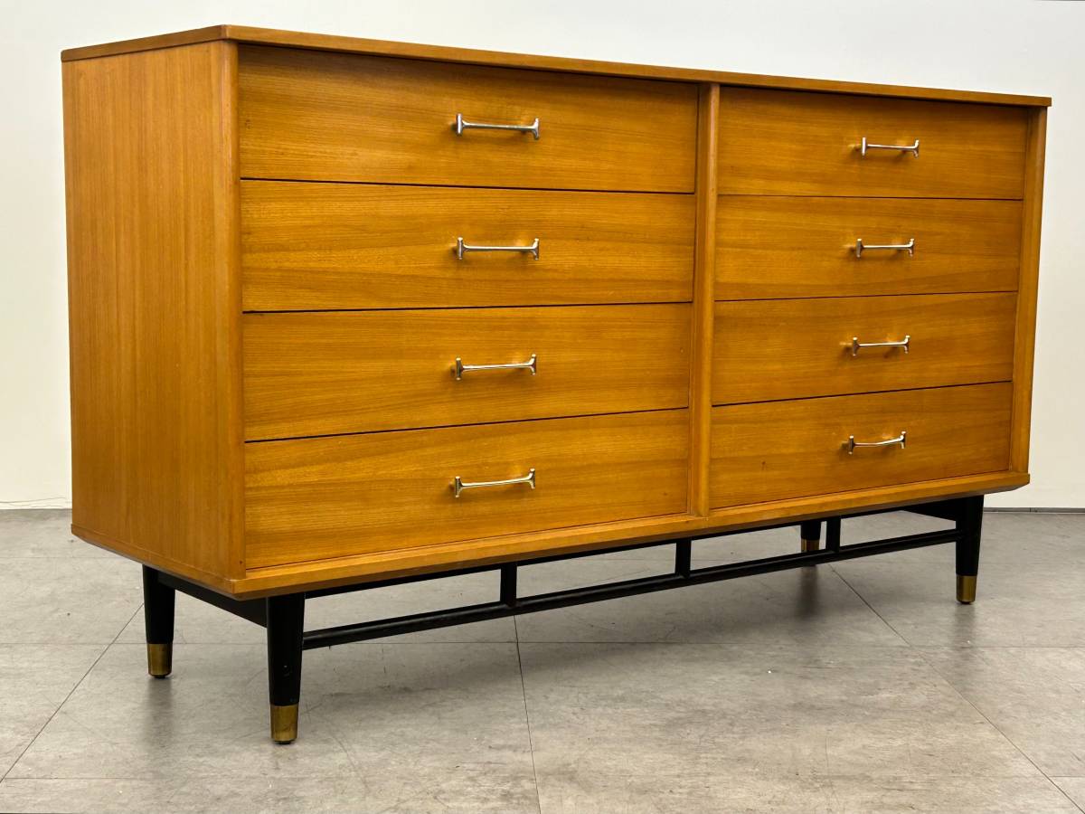 Milo Baughman 8 Drawer Dresser