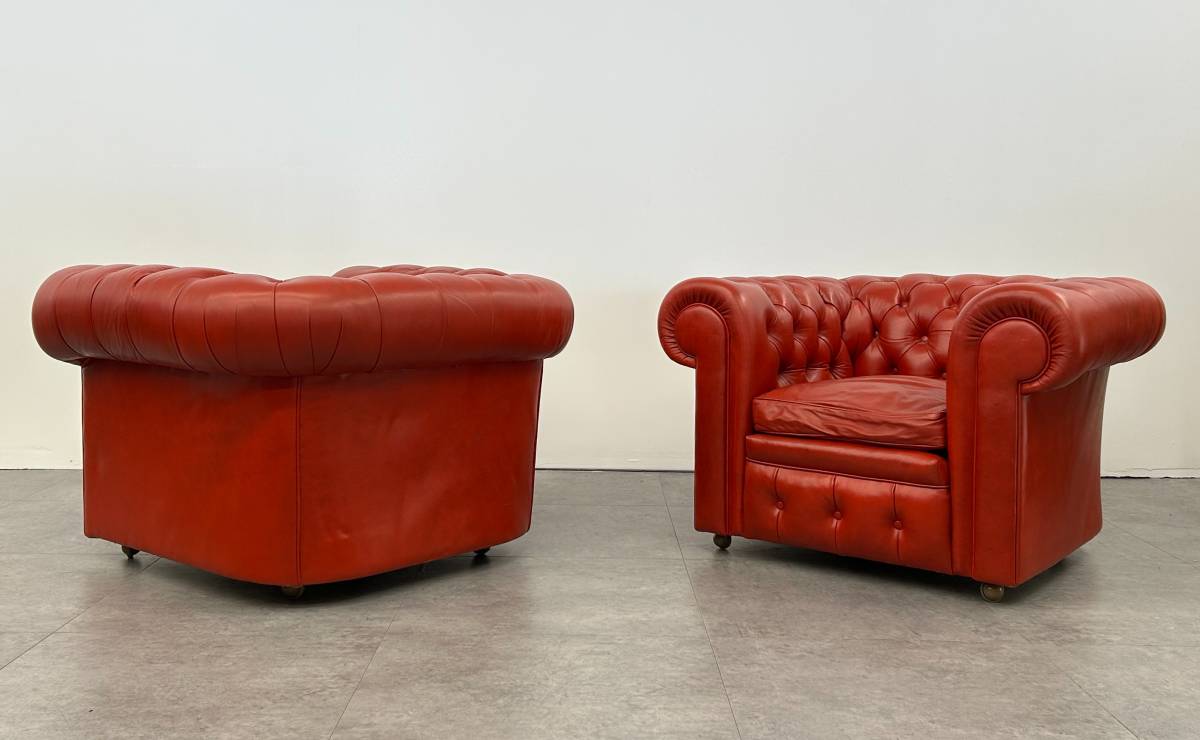 Red Leather Lounge Chair