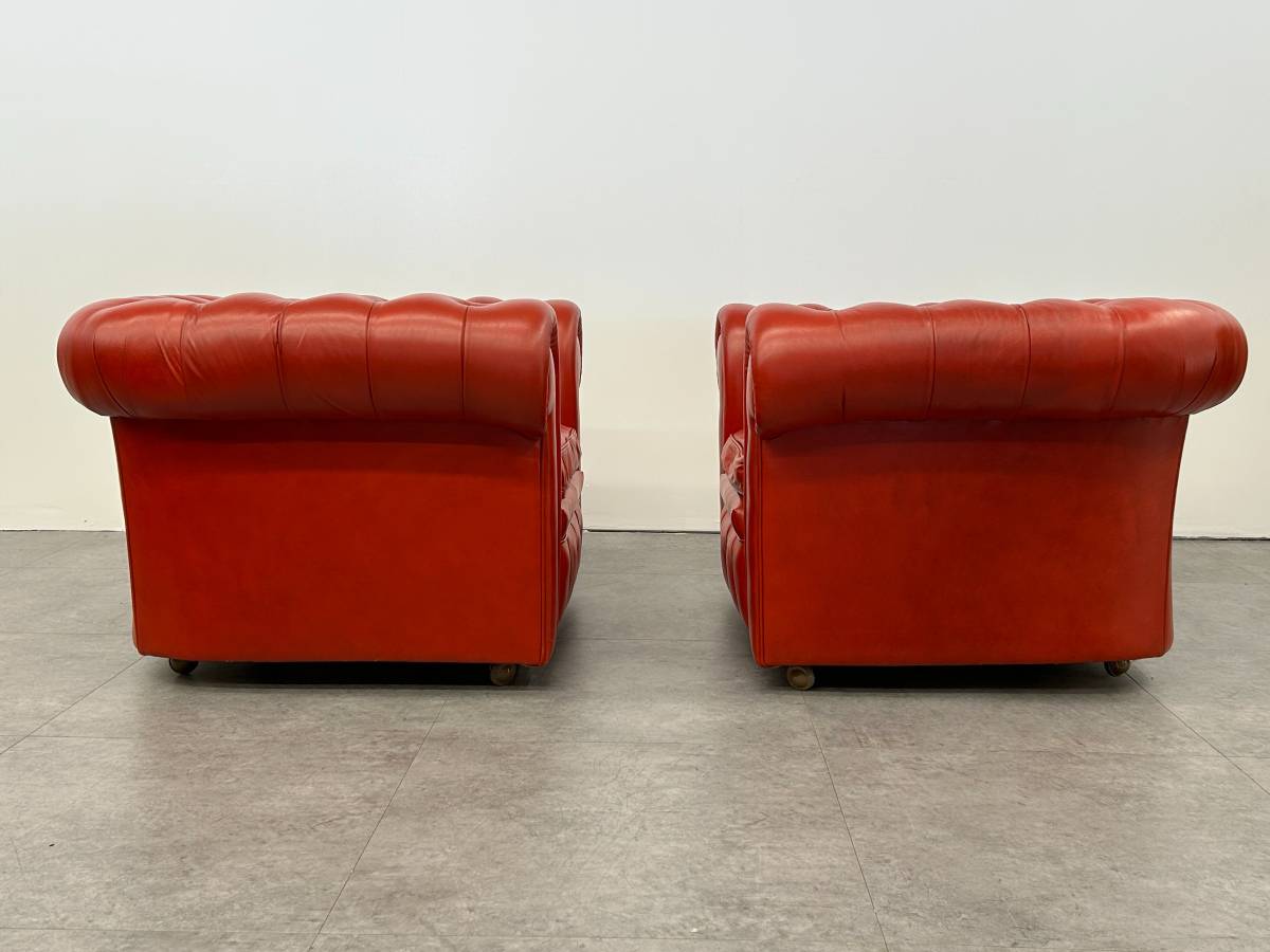 Red Leather Lounge Chair