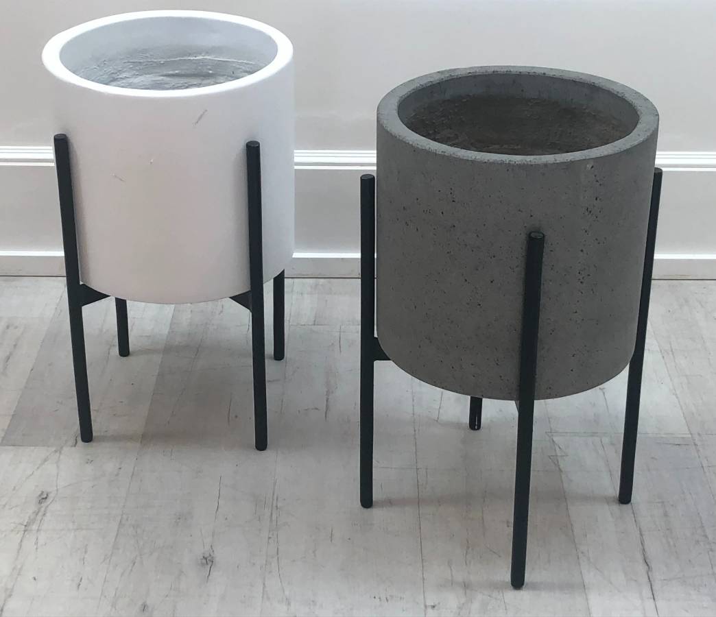 Planter with Metal Stand