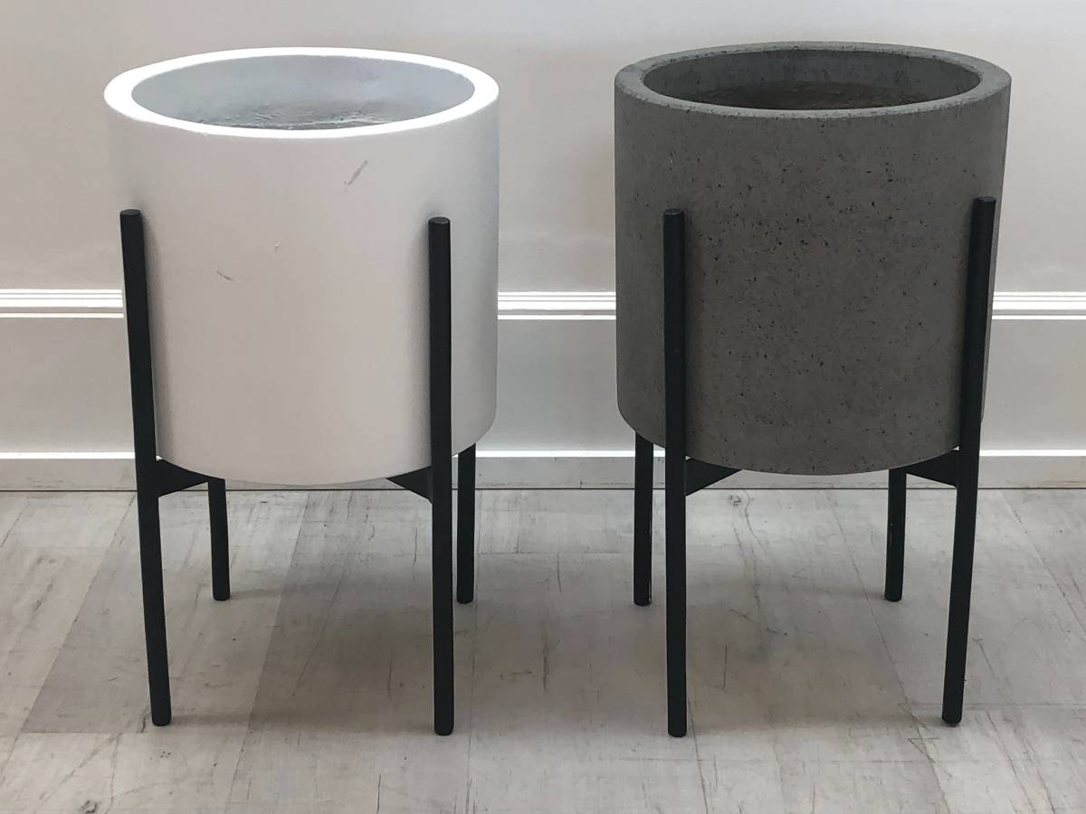 Planter with Metal Stand