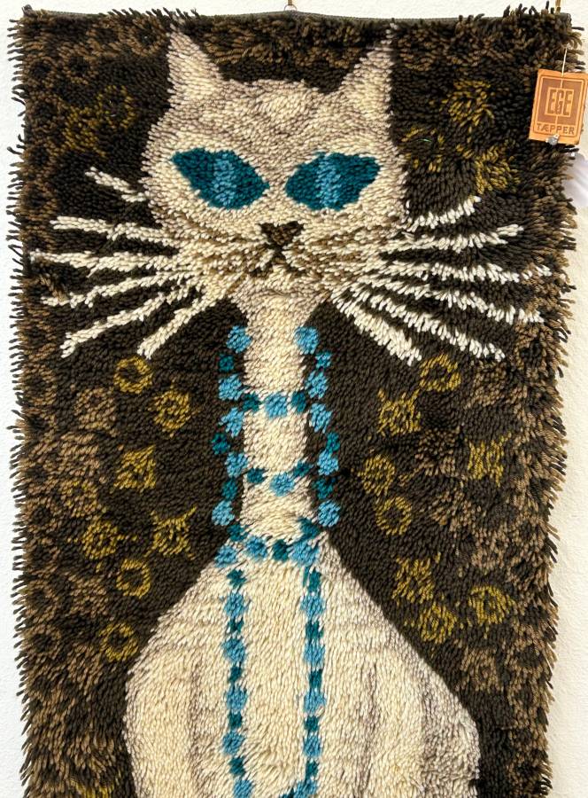 Rya Cat Rug