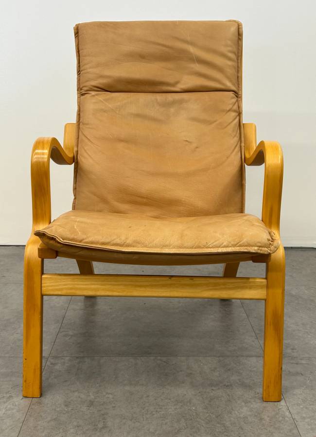 Stouby Leather Lounge Chair