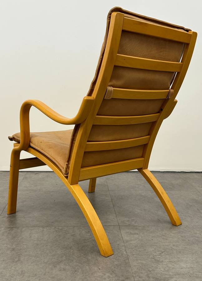 Stouby Leather Lounge Chair