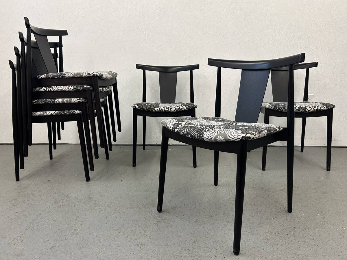 Andreu World Asian Style Dining Chair Set