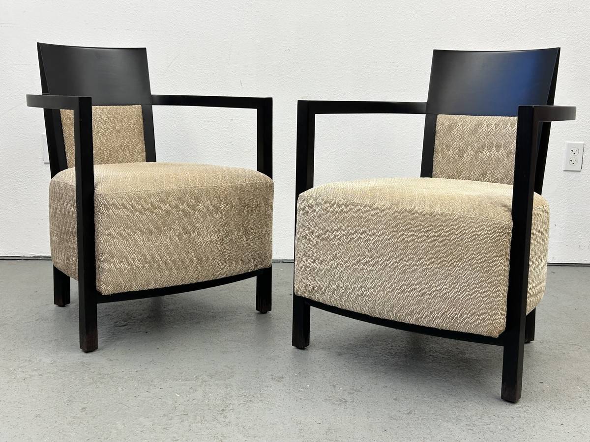 Andreu World Lounge Chair