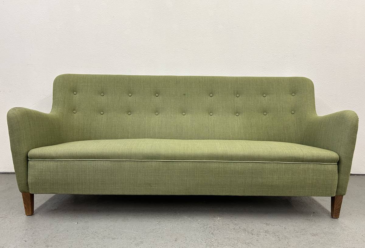 Birte Iversen Sofa