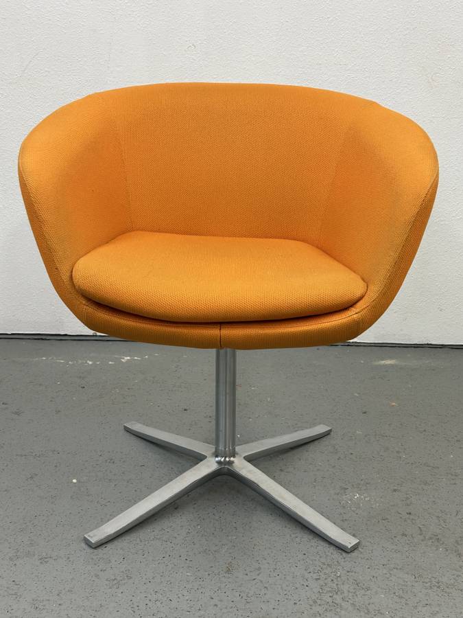 Steelcase Coalesse Bob Guest Chair