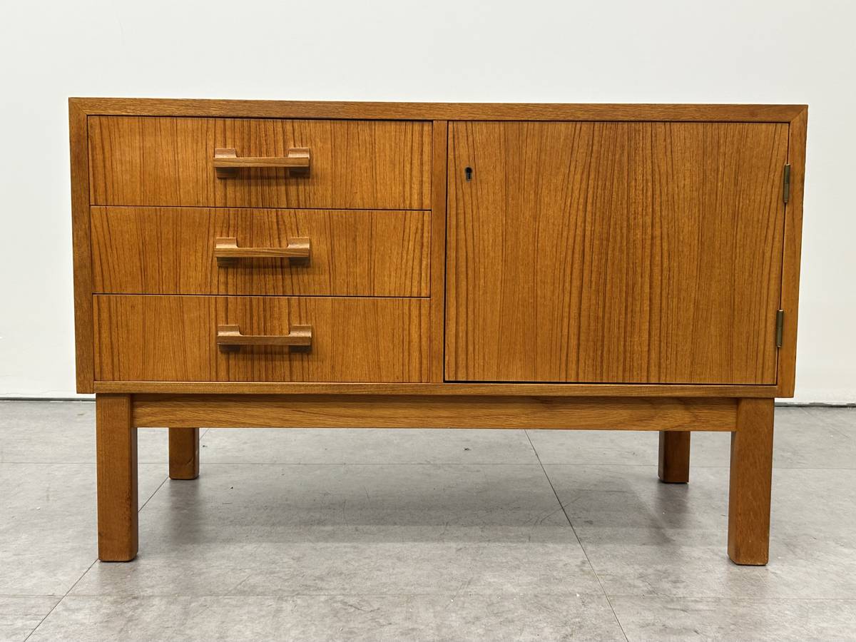Midcentury Cabinet with Bookshelf Top