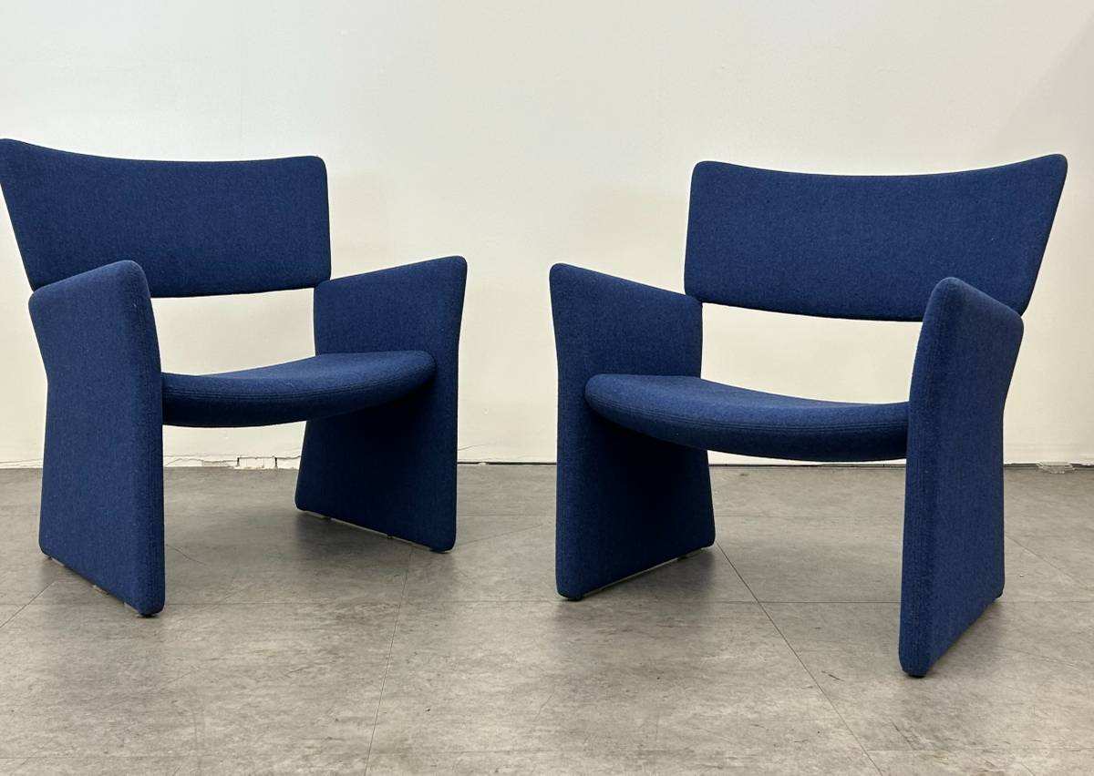 Chris Martin Crown Chair