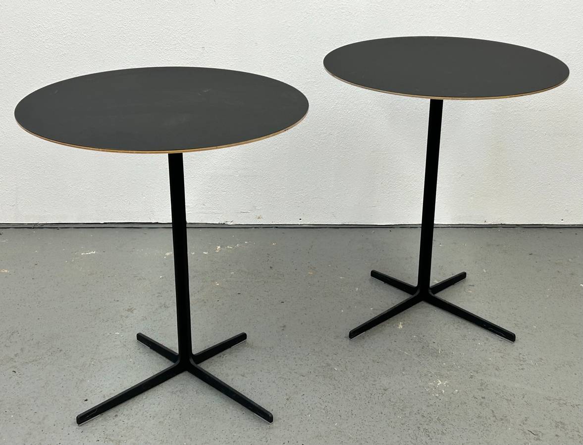 Black Davis End Table