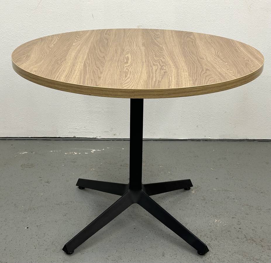 Knoll Dividends Horizon Bistro Table