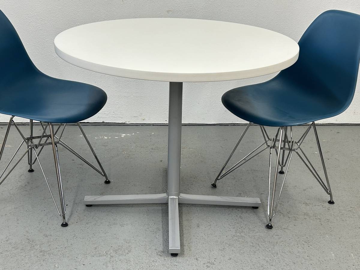 Herman Miller Everywhere Table
