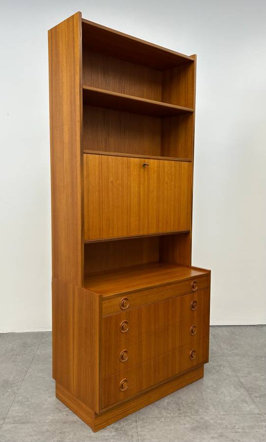 Erik Franssons Dresser with Desk Top