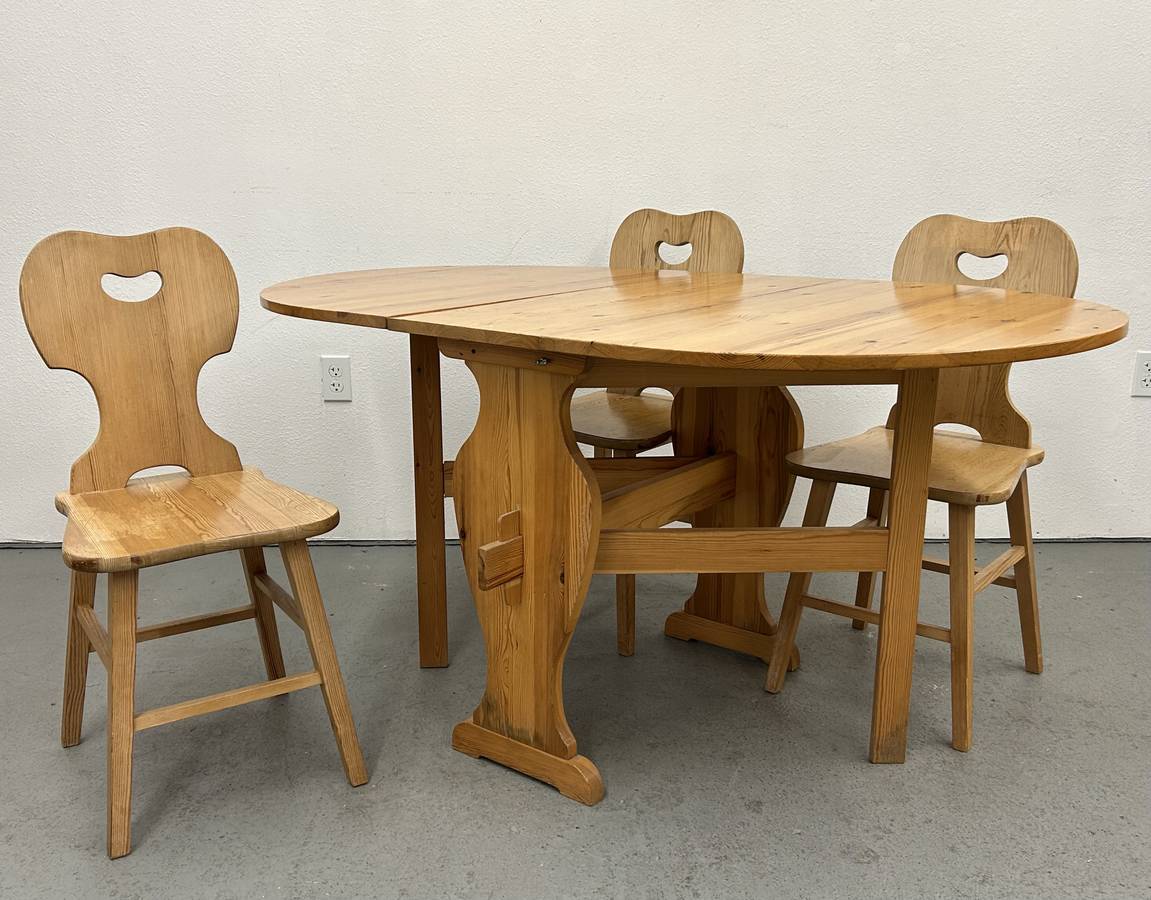 Swedish Pine Dropleaf Dining Table