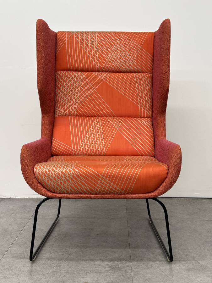 Naughtone Hush Lounge Chair