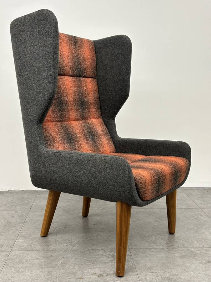 Naughtone Hush Lounge Chair