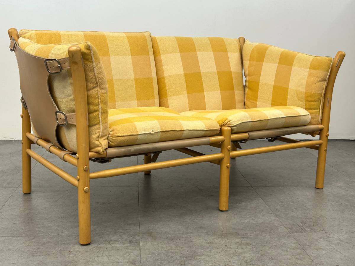 Arne Norell Ilona Loveseat