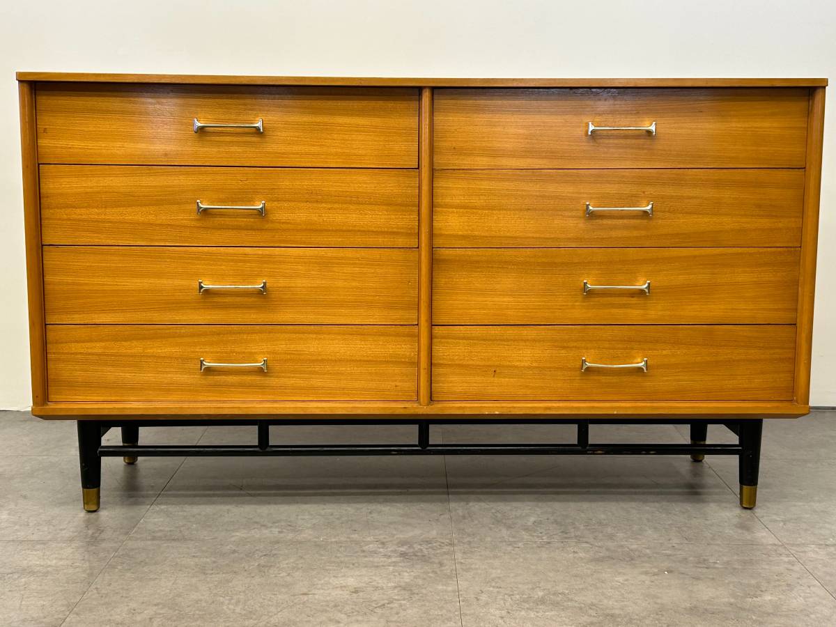 Milo Baughman 8 Drawer Dresser