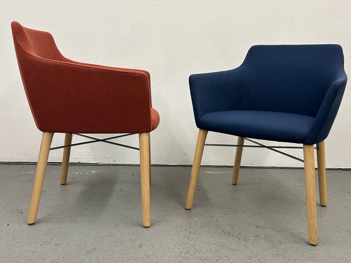 Nestle Lounge Chair by Stylex