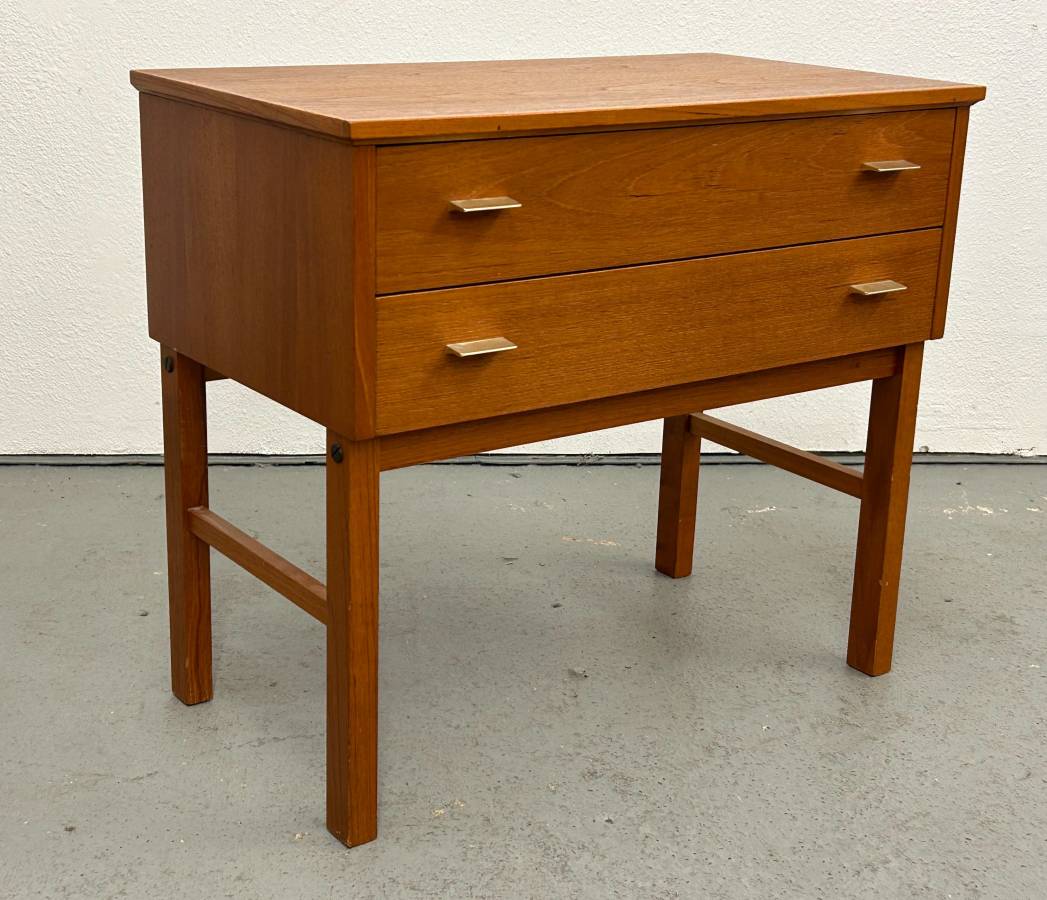 Swedish 2 Drawer Nightstand