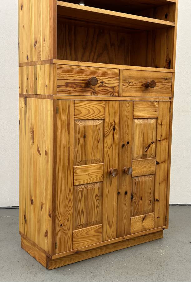 Uno & Osten Kristiansson Cabinet