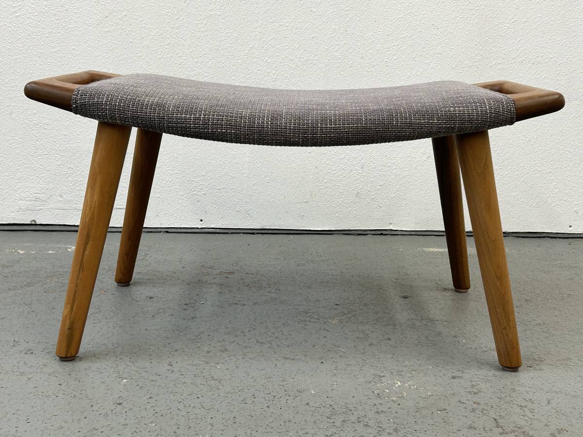 Hans Wegner Papa Bear Ottoman