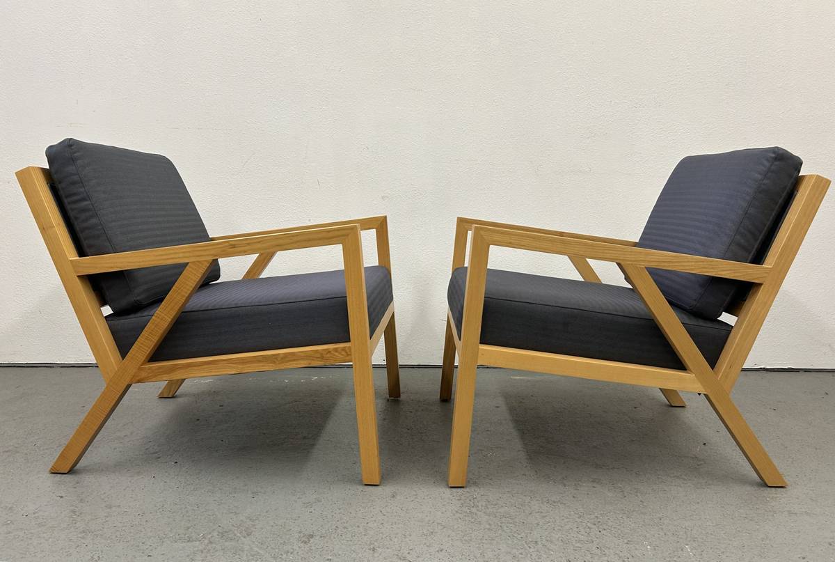 Gus Modern Lounge Chair