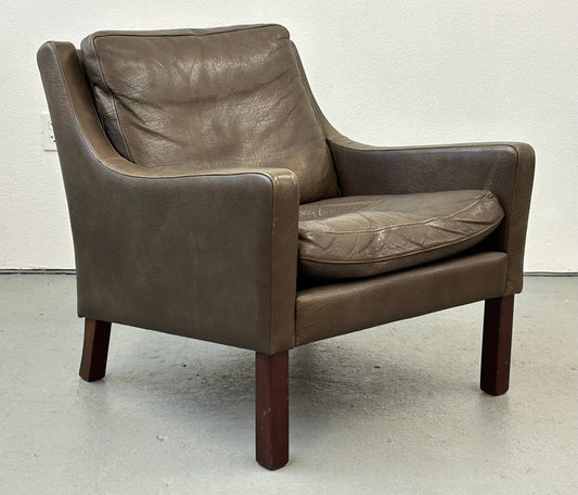 Vemb Polster Lounge Chair