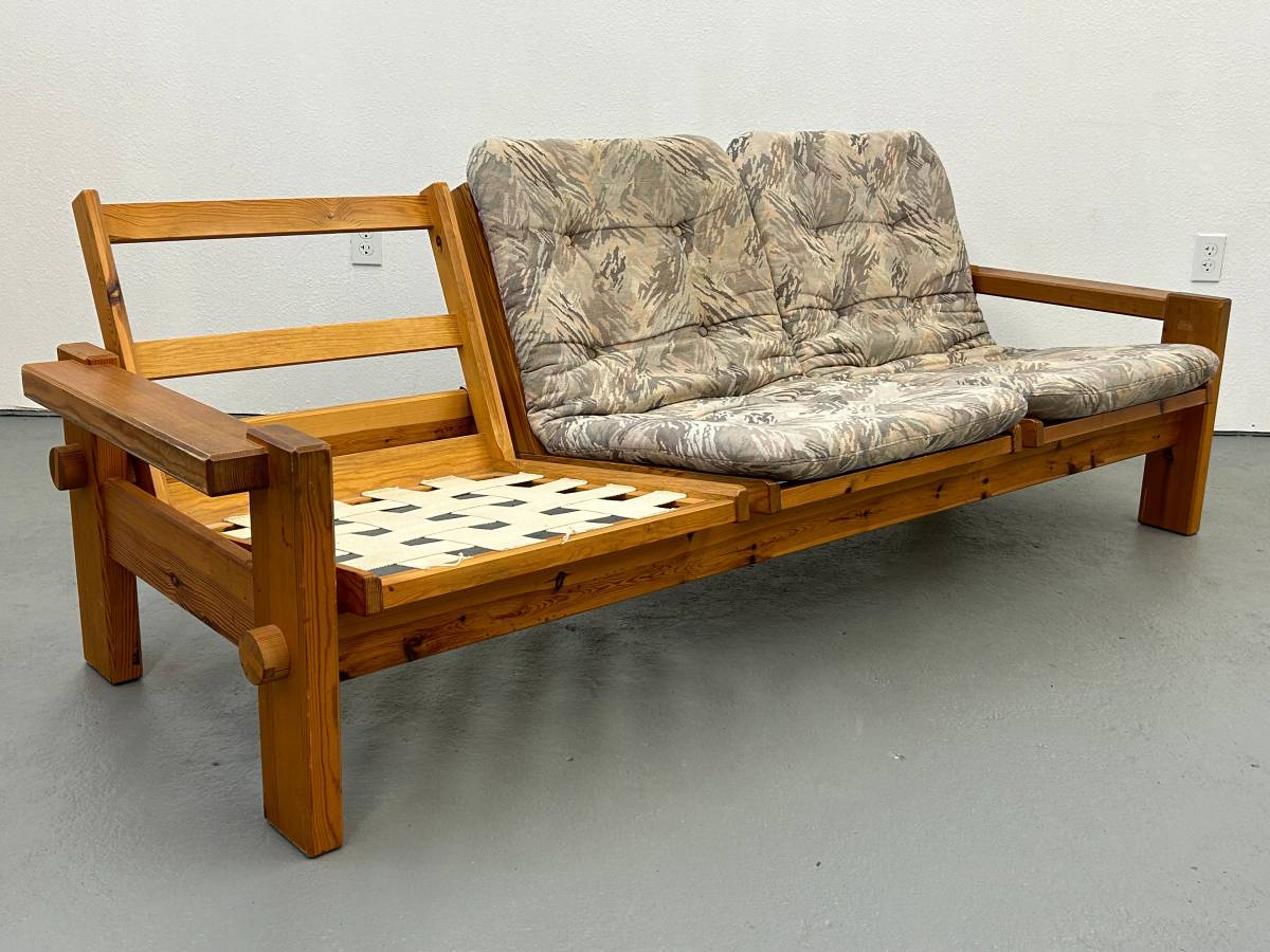 Yngve Ekstrom Dymling Sofa